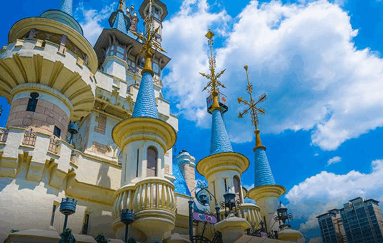 Lotte World Theme Park 1-Day Pass with Folk Museum
